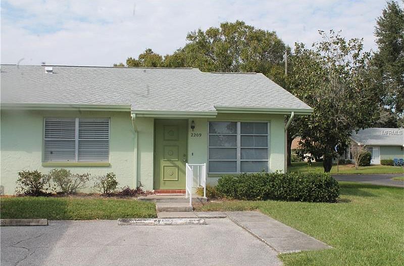 1st image of 2209 Grenadier Dr