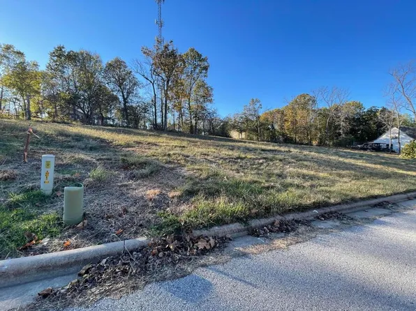 824 Deerfield Dr, Harrison, AR 72601