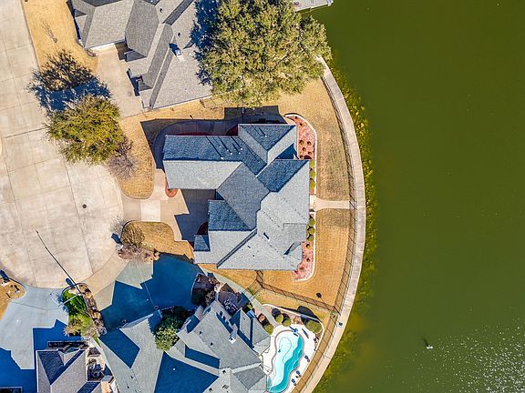 4th image of 1103 Mallard Way