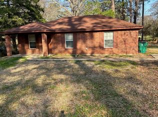 930 N Patterson St, Carthage, TX 75633