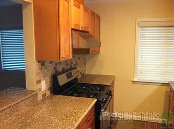 2nd image of 5906 S Pacific Coast Hwy APT 06