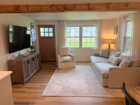 306 Dellwood Dr, Huntersville, NC 28078