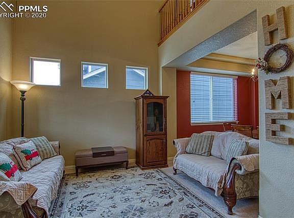 3rd image of 2044 Bucolo Ave