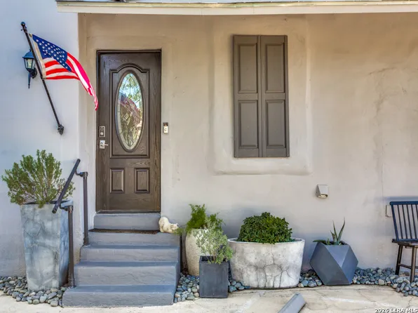 1030 Montana & 207 S Palmetto, San Antonio, TX 78203