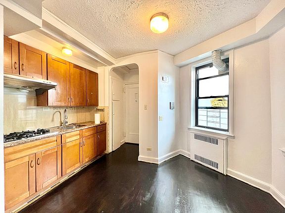 5th image of 40-37 77th St #3