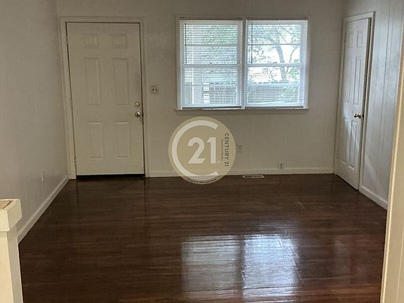 3rd image of 9321 Chelsea Ave #2