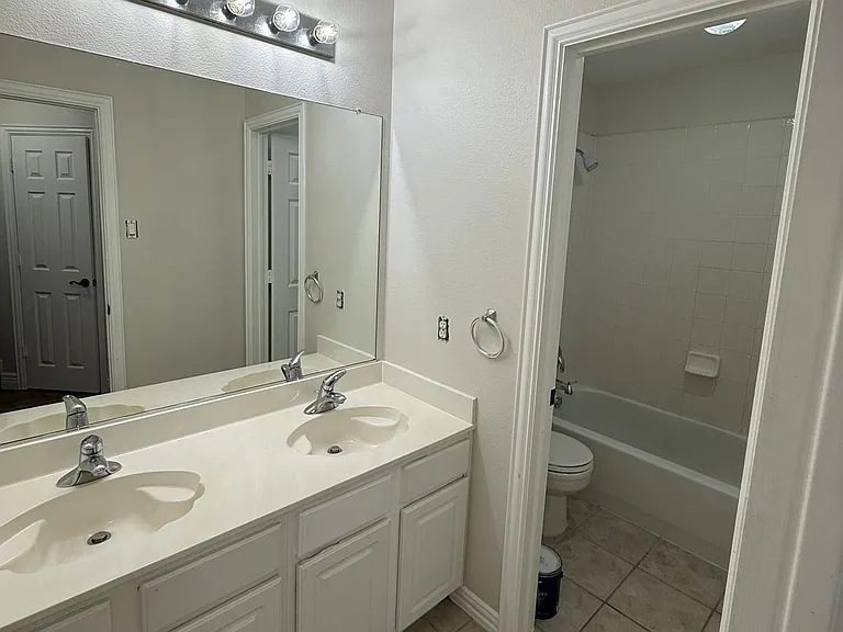 3817 Appleton Ln — Photo 14