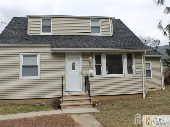 323 9th St, South Amboy, NJ 08879
