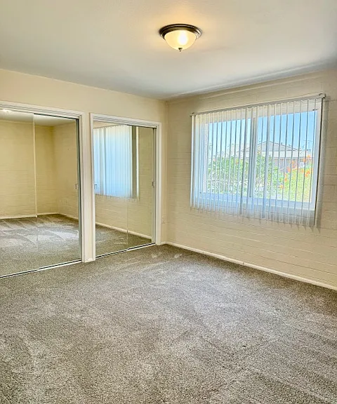 11801 N Coggins Dr — Photo 13