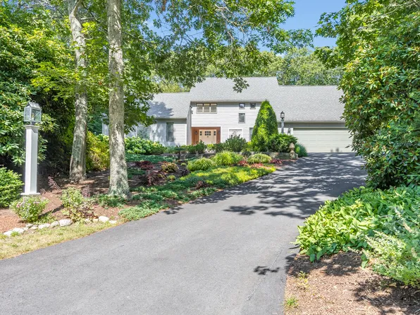 66 Clear Pond Road, Falmouth, MA 02540