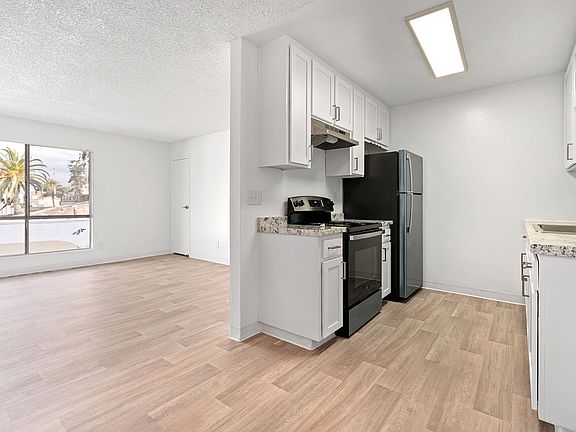 2nd image of 203 Laurel Ave #59