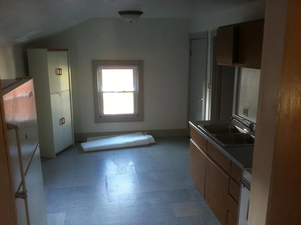 Large Kitchen, Furnished pantry cabinets, microwave cabinet, kitchen table and chairs