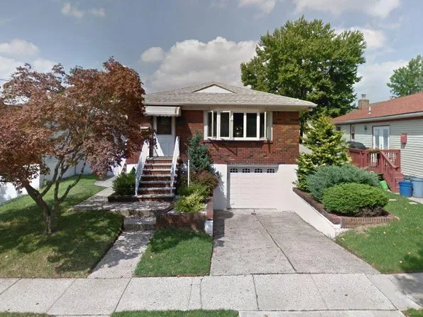 81 Wenlock St, Staten Island, NY 10303