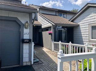 373 Summerhaven Dr N, East Syracuse, NY 13057