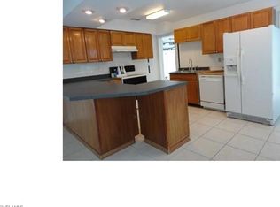 901 SE 24th St, Cape Coral, FL 33990