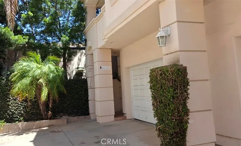 22491 Kent Ave — Photo 2