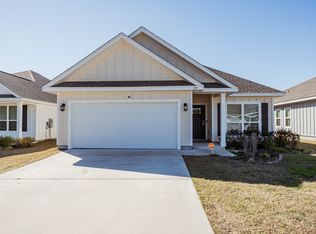 231 Lyla Ln, Crestview, FL 32539