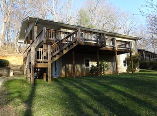 127 Tucker White Hollow St, Andrews, NC 28901