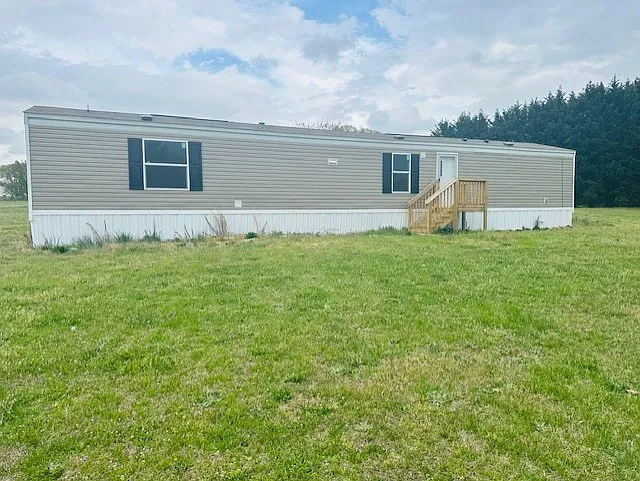 109 Livion Dr
