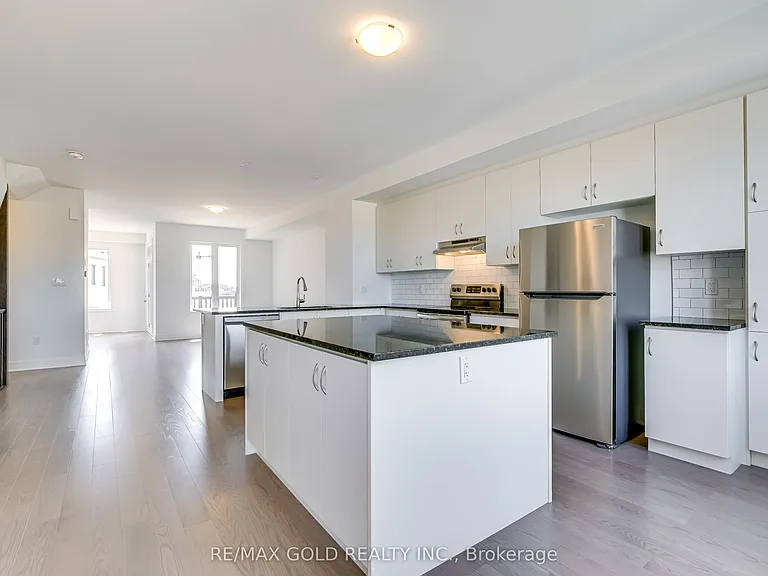 3018 John McKay Blvd S — Photo 9