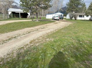 867 Us Highway 93 S, Hamilton, MT 59840