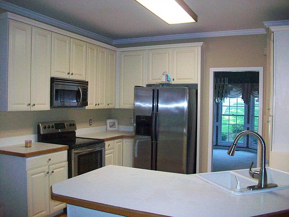 3rd image of 506 Knoll Point