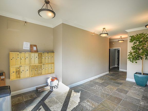 5th image of 847 5th St APT 205