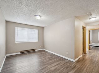 4327 8th Ave NE #B202, Seattle, WA 98105
