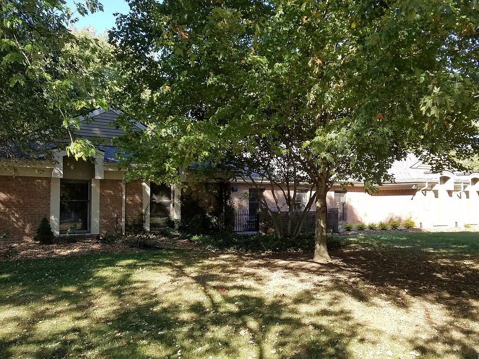 2nd image of 7201 McEwen Rd