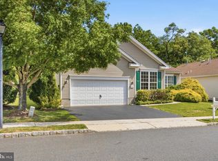 20 Everett Dr, Columbus, NJ 08022