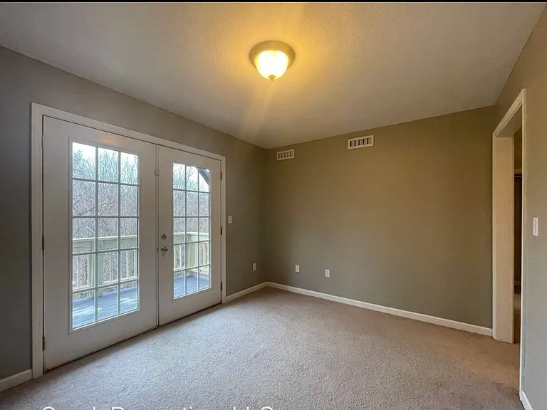 28 Jefferson Dr — Photo 18