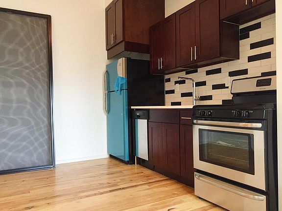 2nd image of 212 Evergreen Ave APT 02F