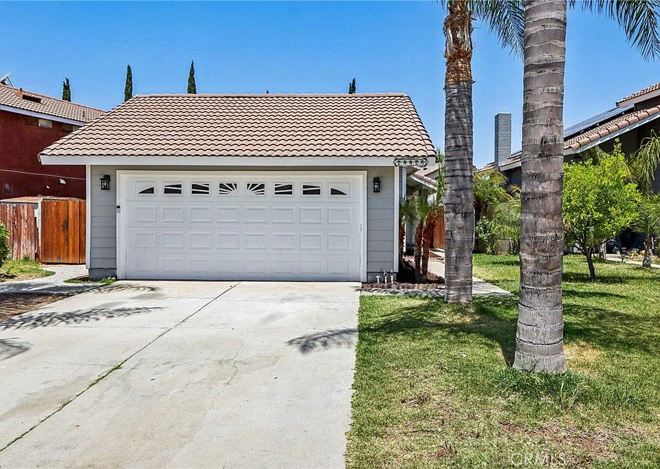 1st image of 24426 Carolee Ave