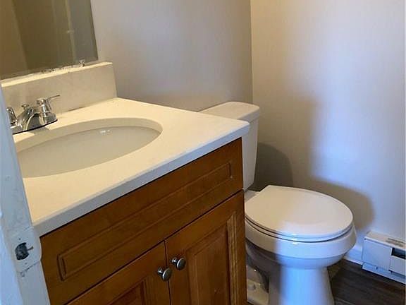 3rd image of 179 W Balview Ave APT 5