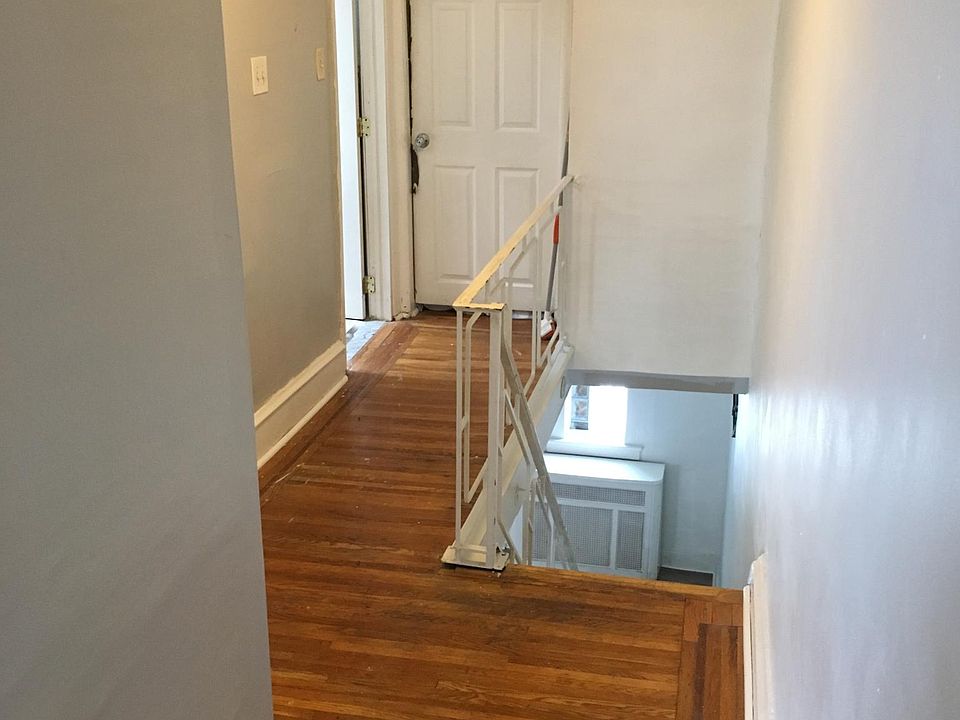 1st image of 7369 Elmwood Ave