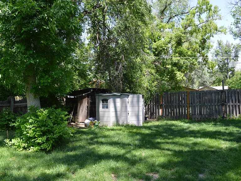 812 Whedbee St — Photo 10