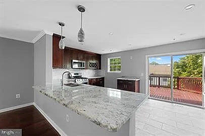 10907 Daniel Sim Ct — Photo 10