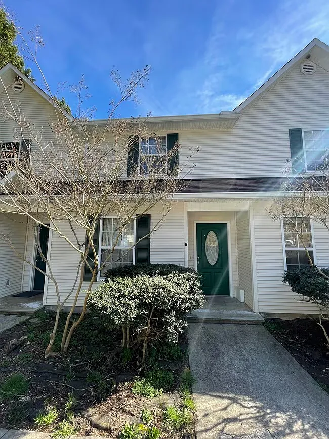 925 Qualla Rd — Photo 2