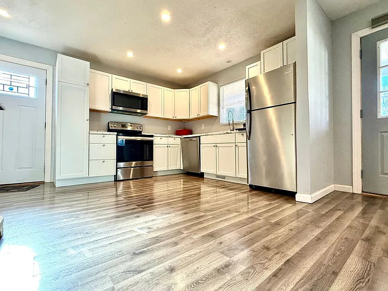 424 N Hay St — Photo 6
