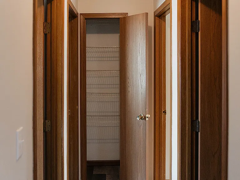 405 Lake St — Photo 14