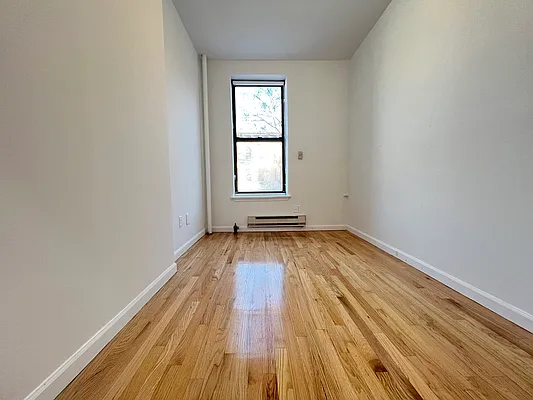 Rented by Pear NYC LLC | media 23