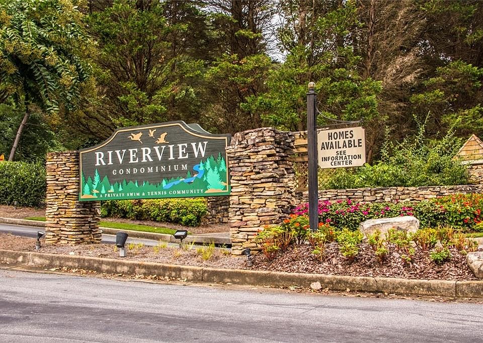 1st image of 1702 Riverview Dr SE