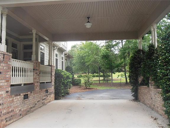 3rd image of 8415 Westminster Ct