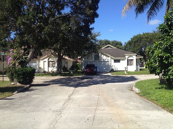 5th image of 153 Colly Way