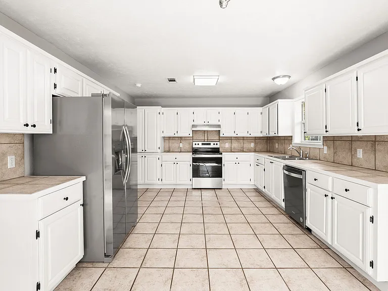 708 Woodland Dr — Photo 9