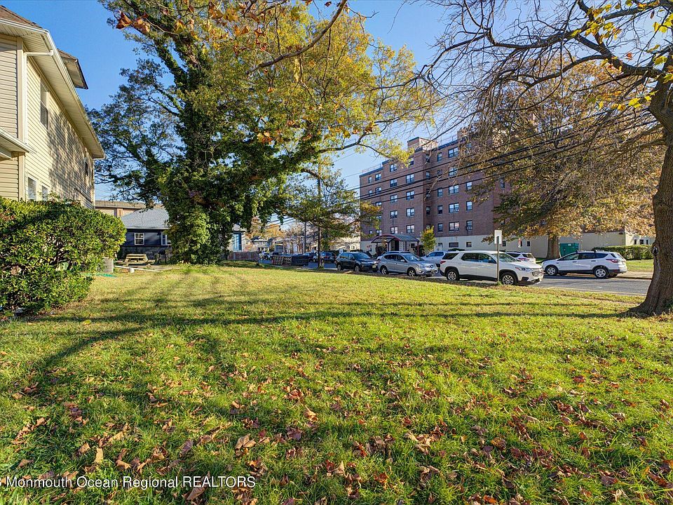 2nd image of 1101 2nd Avenue