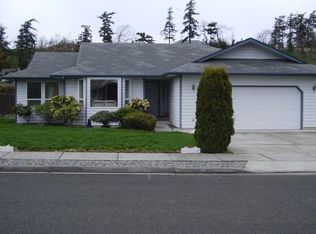 942 E Willow St, Sequim, WA 98382