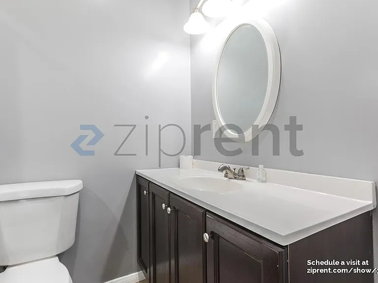5001 S Budlong Ave — Photo 22