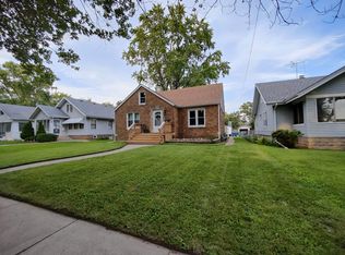 940 S Poplar Ave, Kankakee, IL 60901