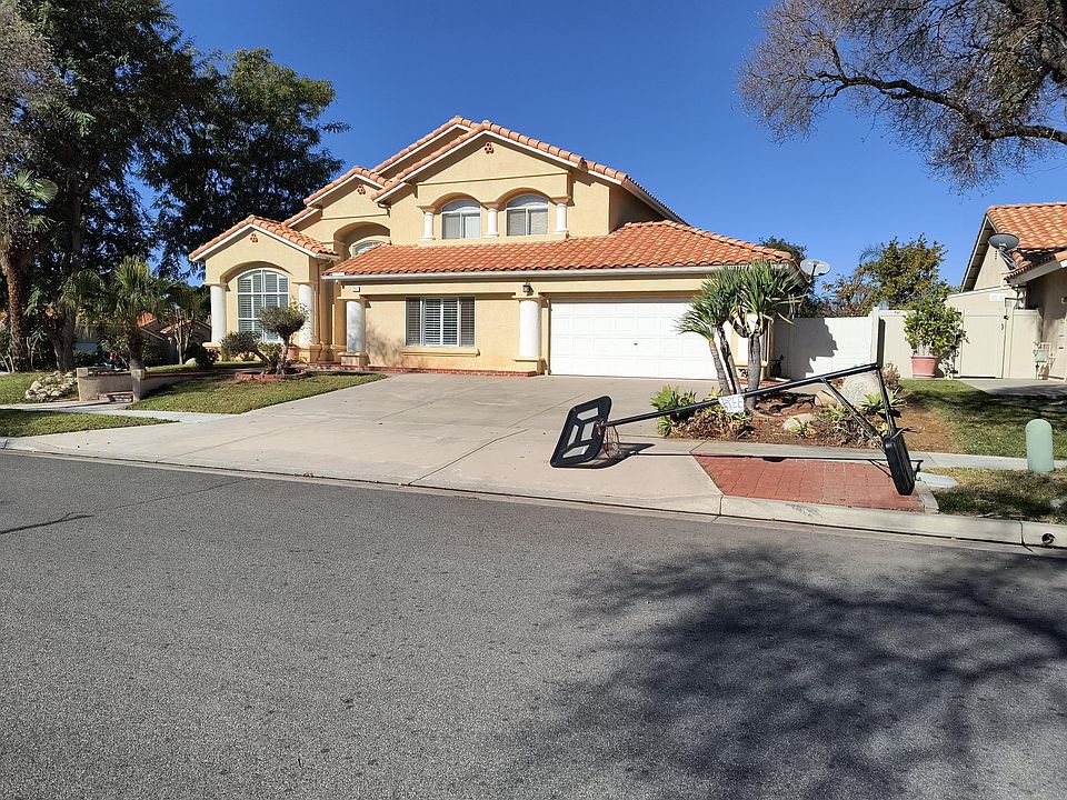 1st image of 751 Via Paraiso Cir #1